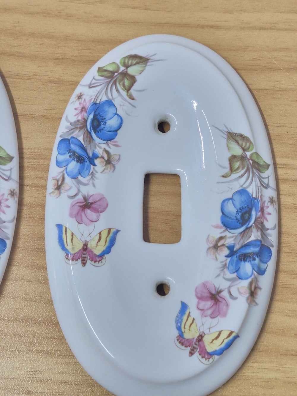Vintage Oval Porcelain Light Switch & Outlet Covers 6Pc Set Floral Butterfly - Picture 8 of 16